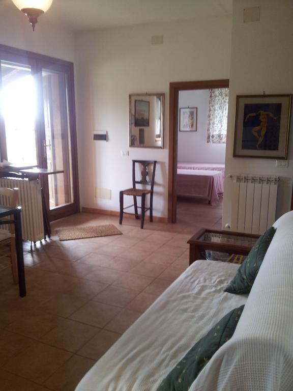 Podere Conte Racani أميليا الغرفة الصورة